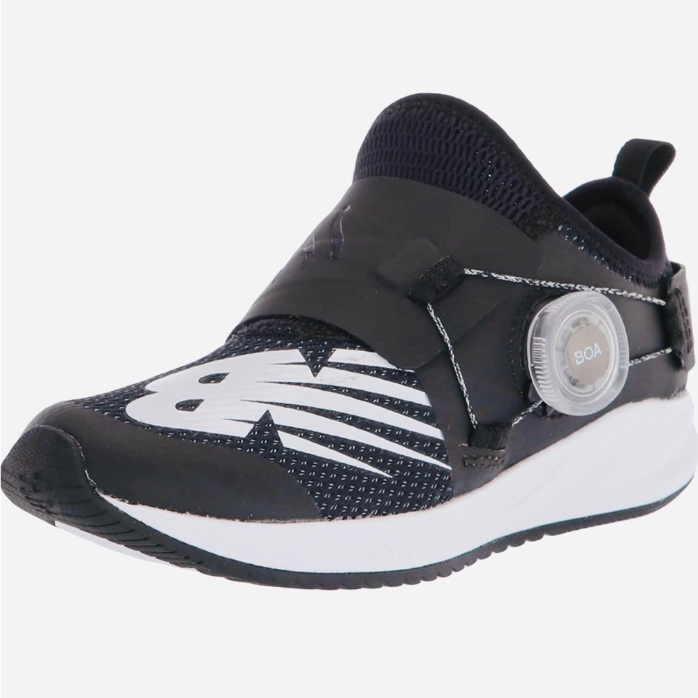 New Balance Kids/Girls Fuel Core Running Shoes Brand New Size 4